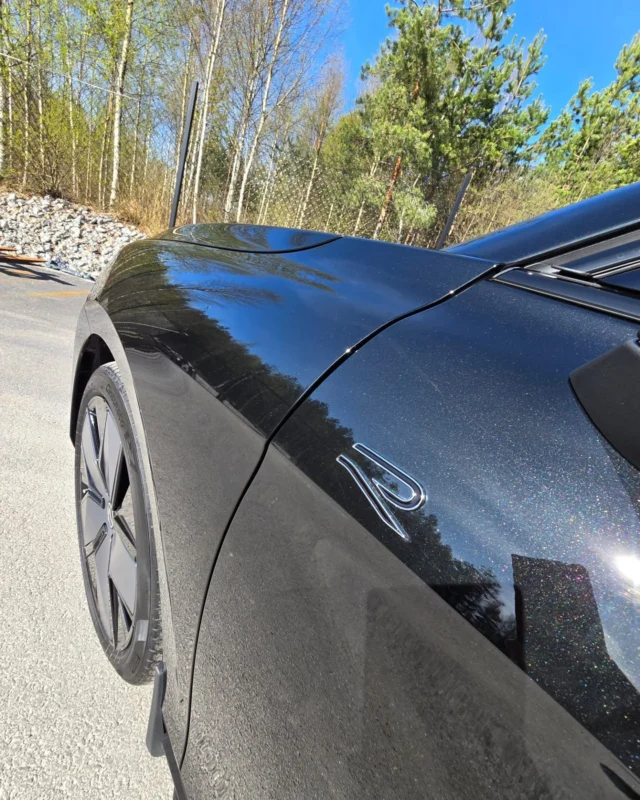 Polerad och keramiskt lackskydd, passat 2025 💎
Tack för förtroendet och välkommen åter!😎✅️

📧 info@re-shine.se
☎️ 0739847144
.
.
.
#BilvårdSverige
#ReshineCarCare
#ReshineBilvård
#Reshine
#ProfessionalDetailers
#Bilvård
#CleanCar
#ReshineBilvårdsprodukter
#Rekond
#Rekondsverige
@arcticlean